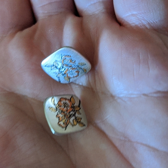 Vintage REED & BARTON DAMASCENE EARRINGS - Picture 4 of 4